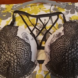 Cacique Black lace and floral racer back bra
